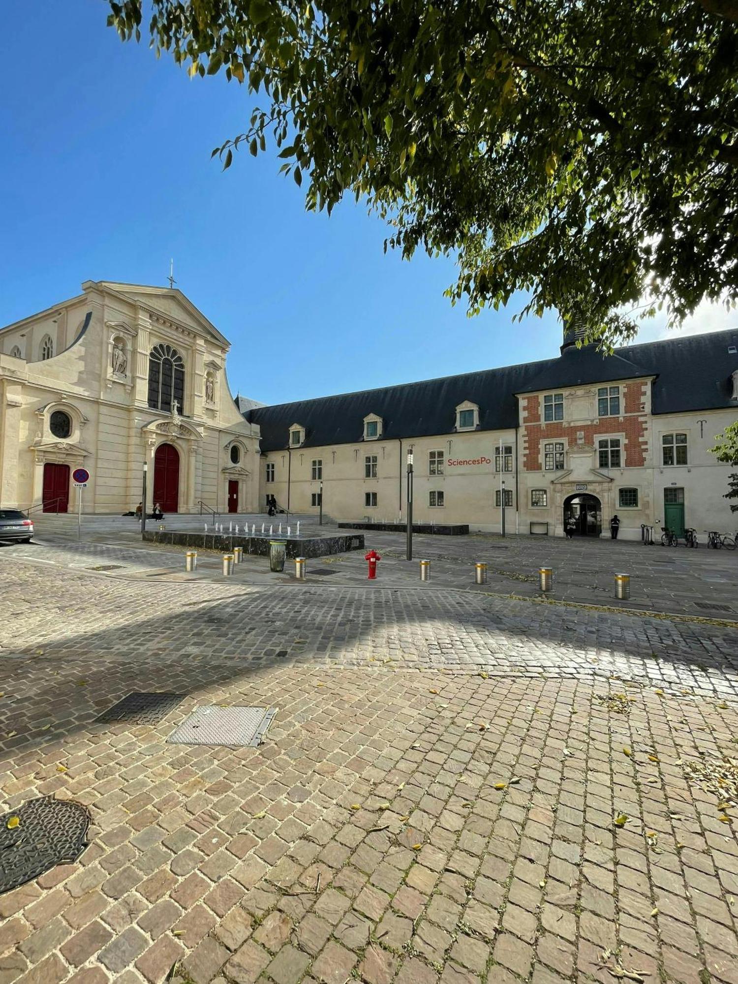 Le Charmant Bailla Reims Exteriör bild